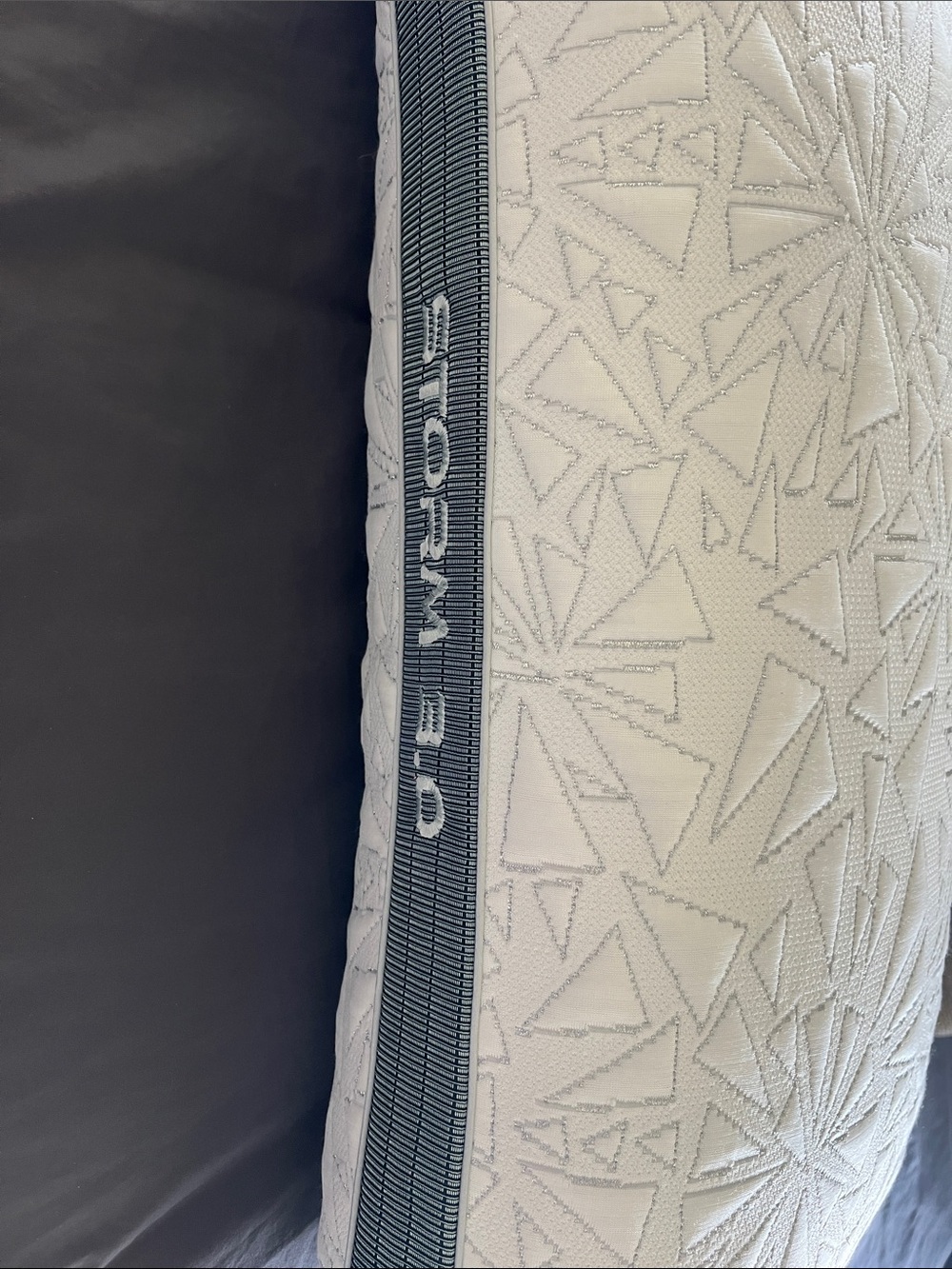 Bedgear storm performance pillow king size 3.0